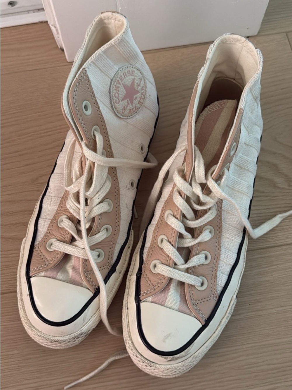 Pink and white converse(women’s size 7.5) - Picture 3 of 3